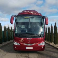 Autobuses Fernández frente de bus